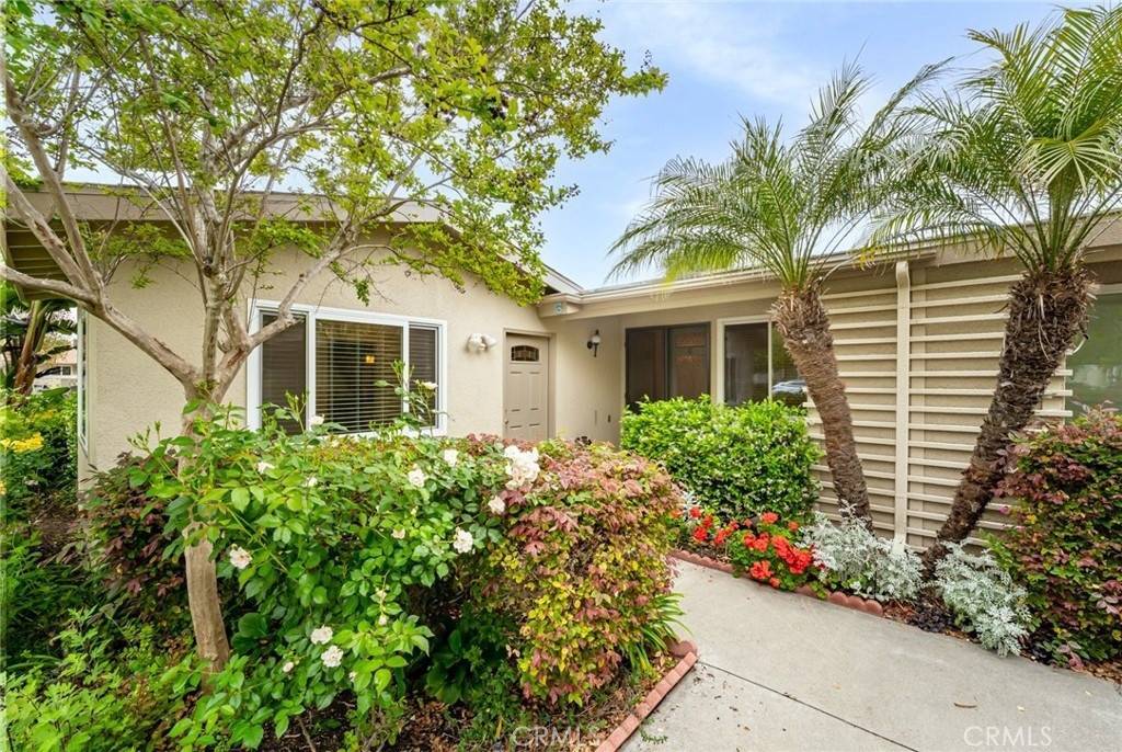 Laguna Woods, CA 92637,707 Avenida Majorca #G