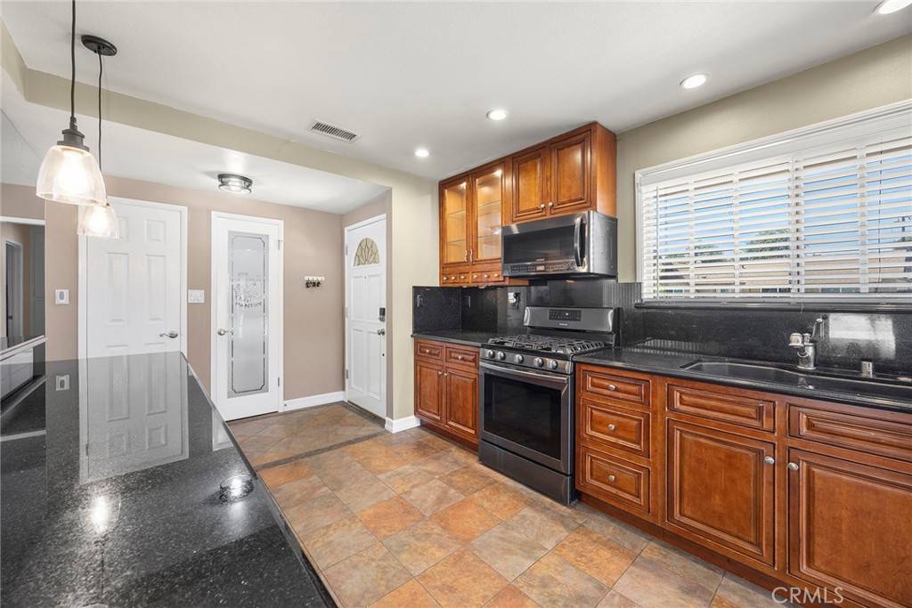 Placentia, CA 92870,724 Stardust DR