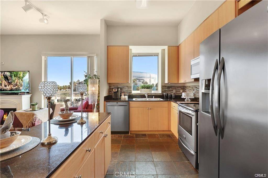 Long Beach, CA 90802,388 E Ocean BLVD #317