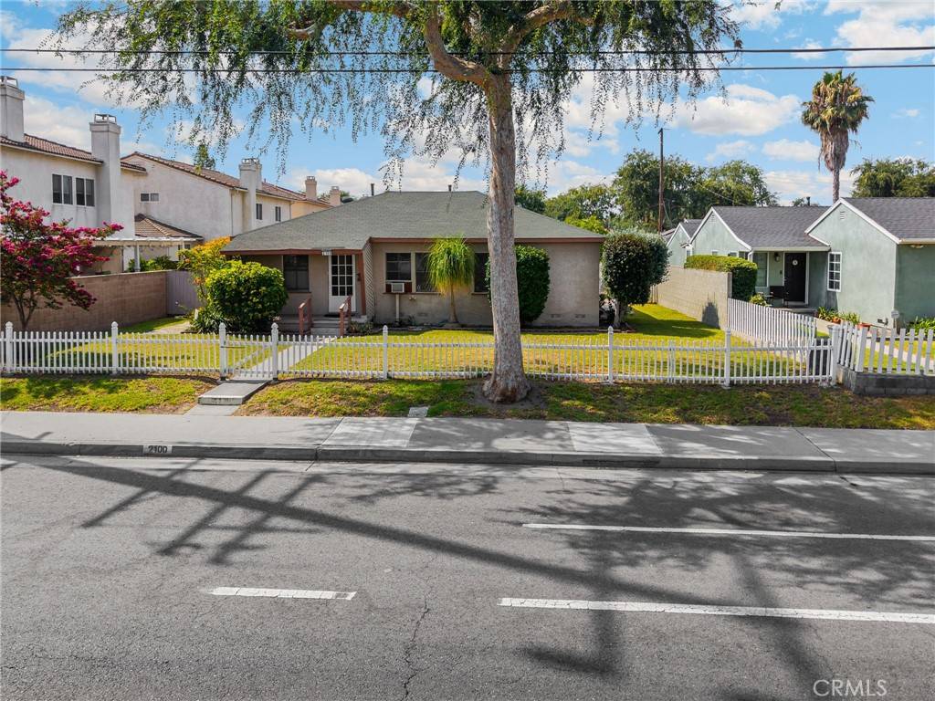 Fullerton, CA 92833,2100 W Valencia DR