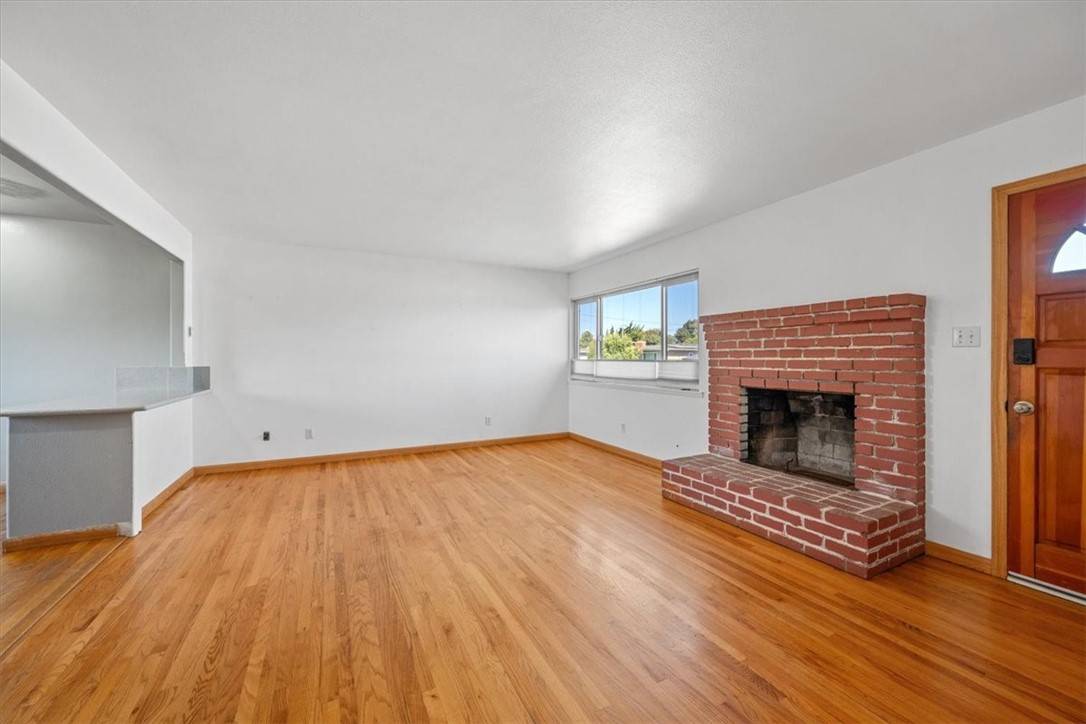 Arroyo Grande, CA 93420,841 Turquoise DR