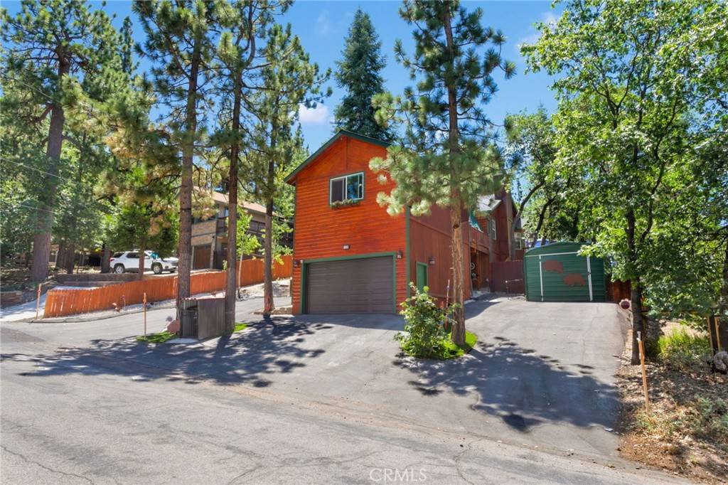 Big Bear, CA 92314,1129 S Sheephorn RD