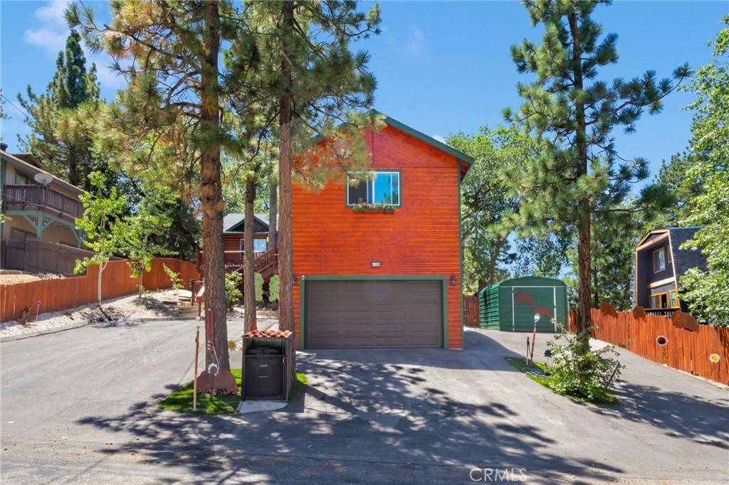 Big Bear, CA 92314,1129 S Sheephorn RD