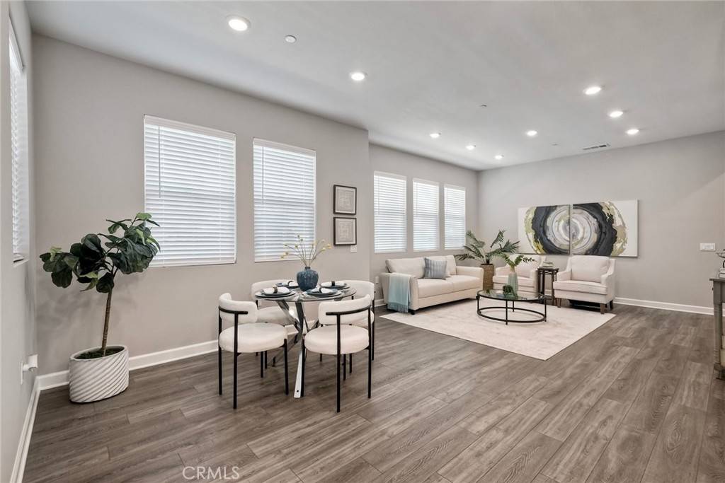 Vista, CA 92084,1097 Delpy View