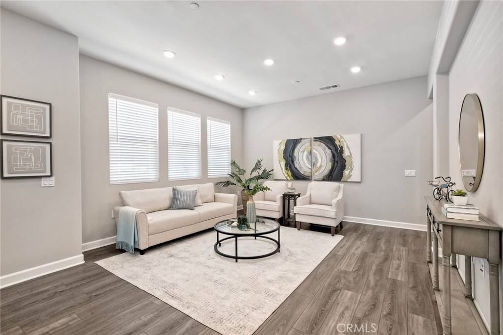 Vista, CA 92084,1097 Delpy View