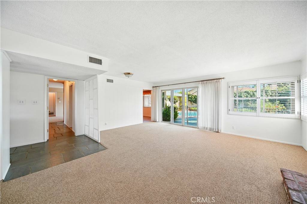La Habra, CA 90631,9331 Mikinda AVE