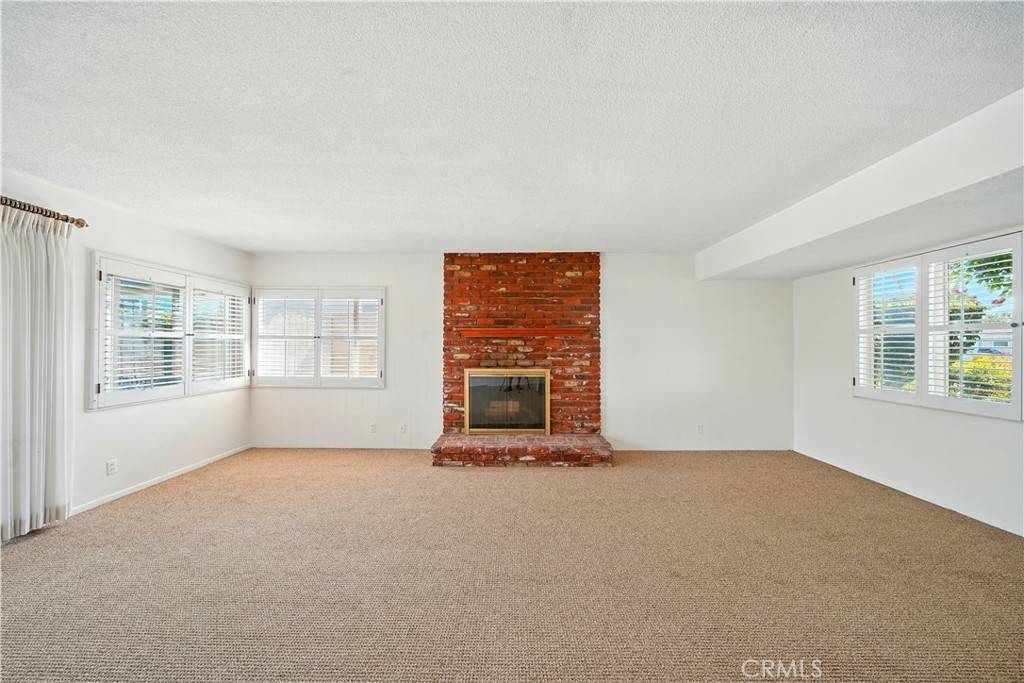 La Habra, CA 90631,9331 Mikinda AVE