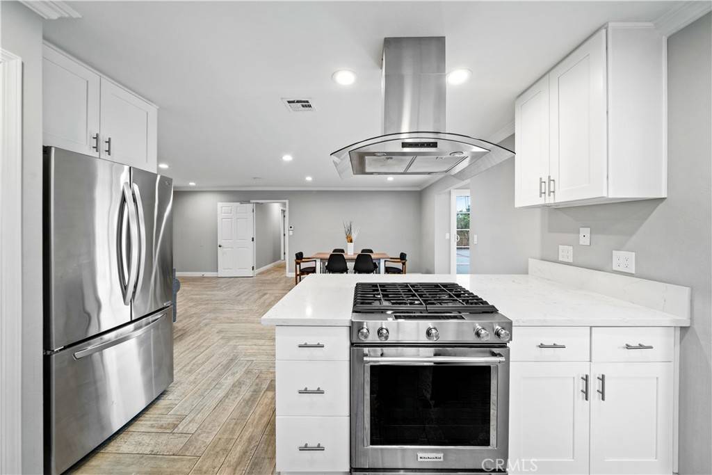 Costa Mesa, CA 92627,642 W Wilson Street