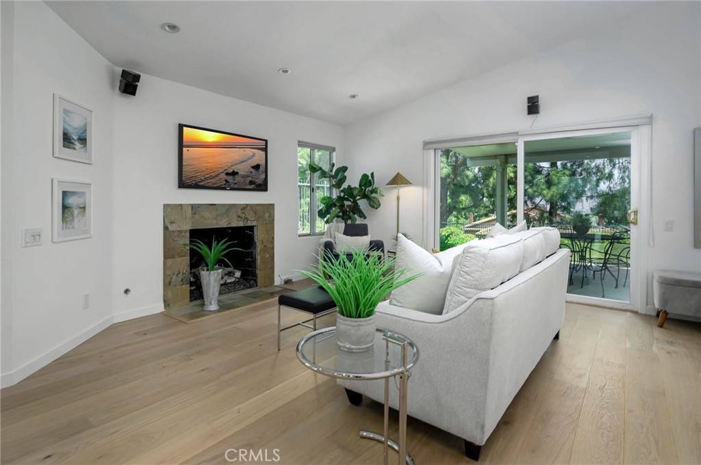 Yorba Linda, CA 92886,3610 WINDSONG CIR