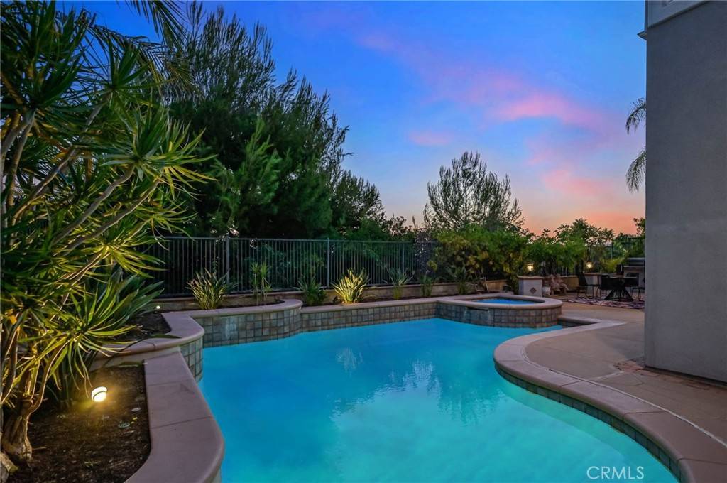Yorba Linda, CA 92886,17265 BLUE SPRUCE LN
