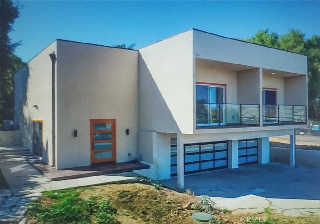 Corona, CA 92883,21655 Temescal Canyon RD
