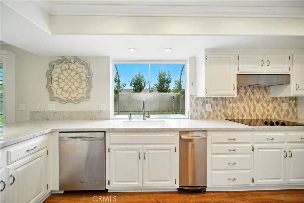 Rossmoor, CA 90720,2692 Copa De Oro DR