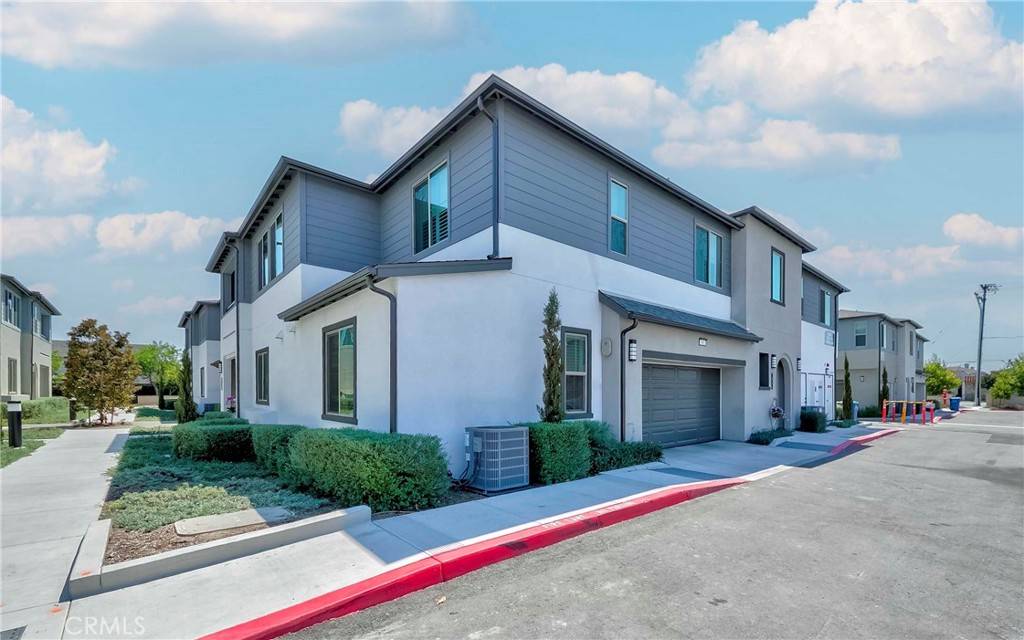 Cypress, CA 90630,7002 Citron LN