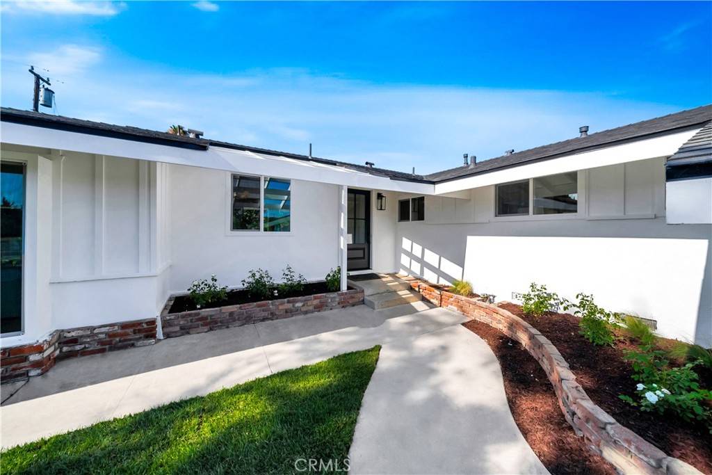 Anaheim, CA 92804,2613 W Chanticleer RD