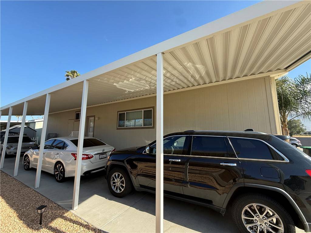 San Jacinto, CA 92582,913 S Grand AVE #104