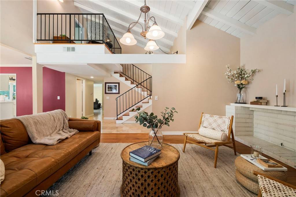 Orange, CA 92867,5015 E Lakeside AVE