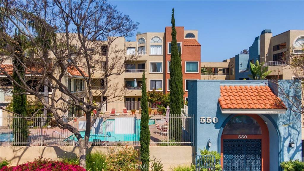 Long Beach, CA 90802,550 Orange Ave #144
