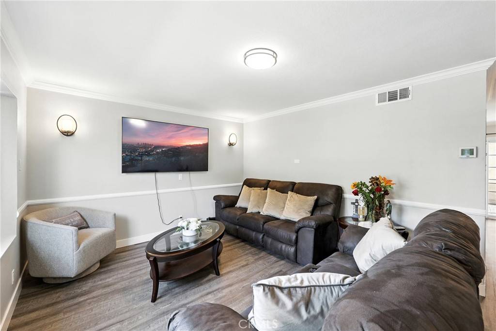 La Habra, CA 90631,405 W Mountain View AVE #13