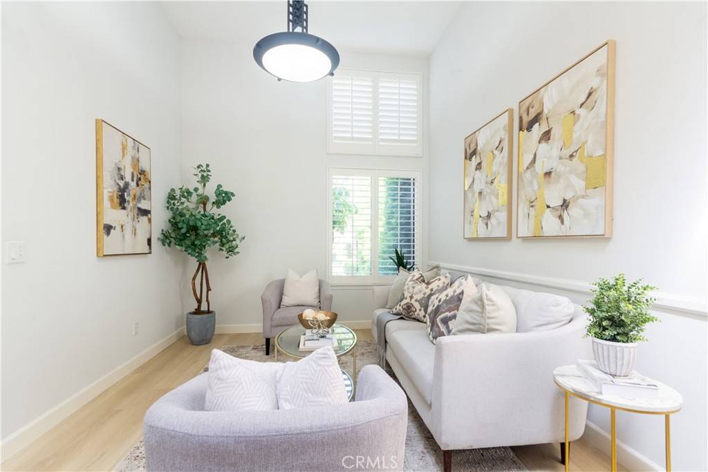 Fullerton, CA 92835,675 Colonial CIR