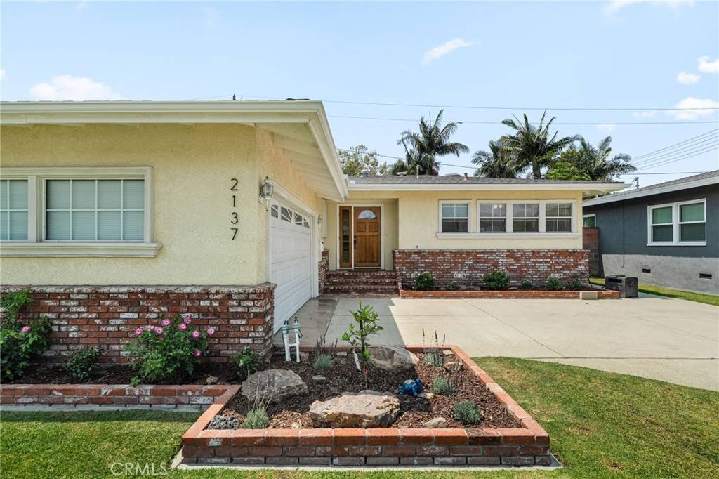 Long Beach, CA 90815,2137 Ostrom AVE