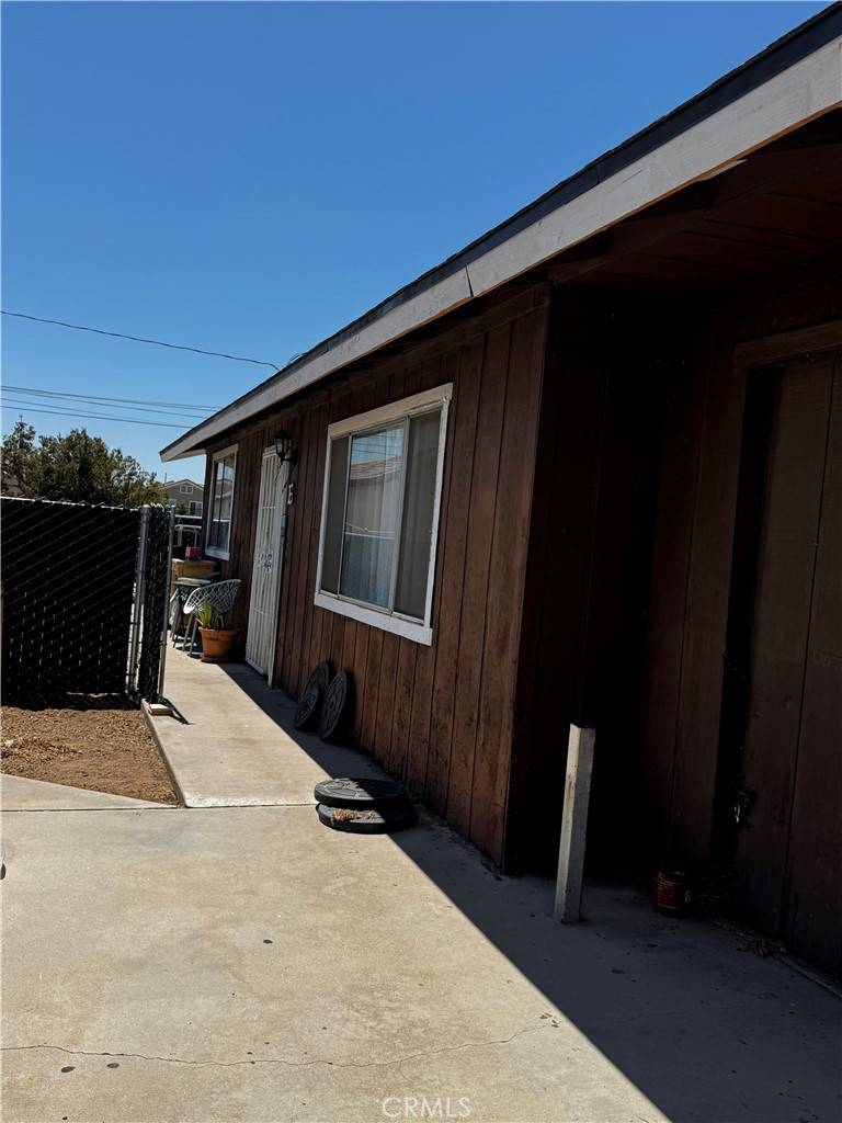 Hesperia, CA 92345,16403 Orange ST #B