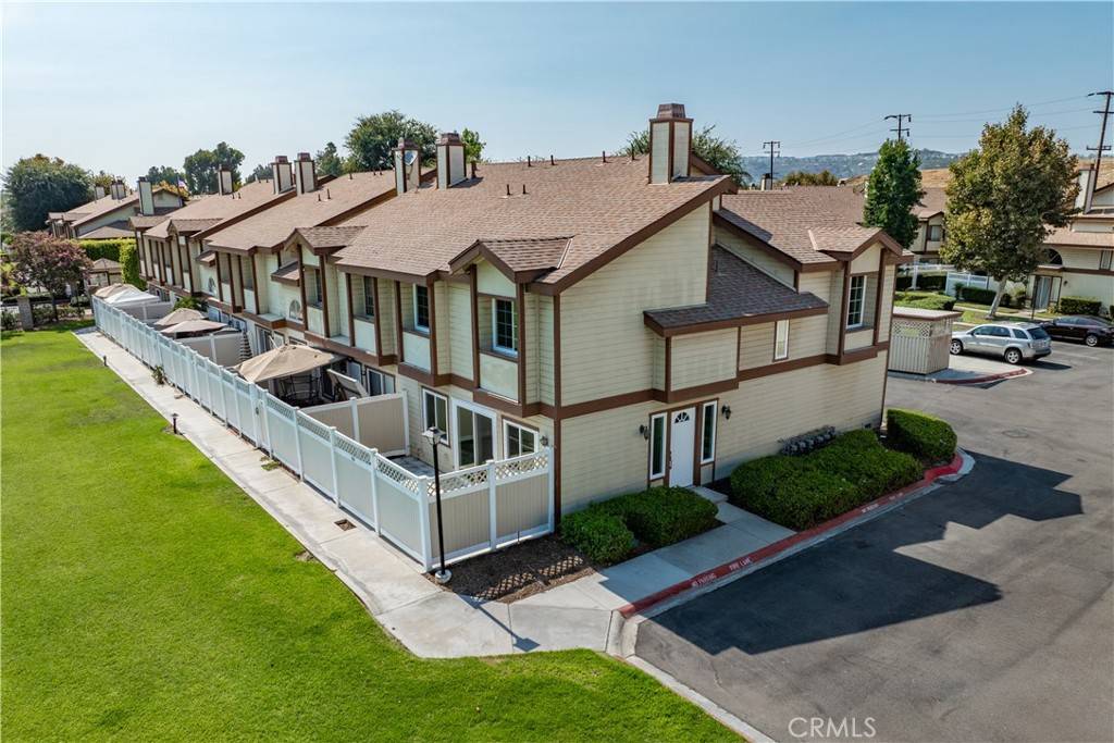 Pico Rivera, CA 90660,8939 Gallatin RD #104