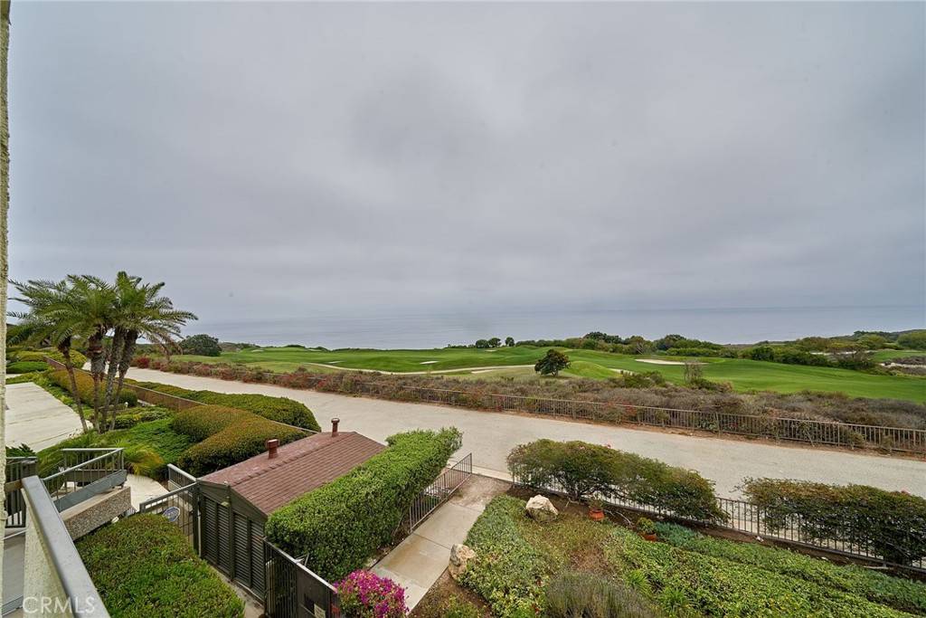 Rancho Palos Verdes, CA 90275,3200 La Rotonda DR #204