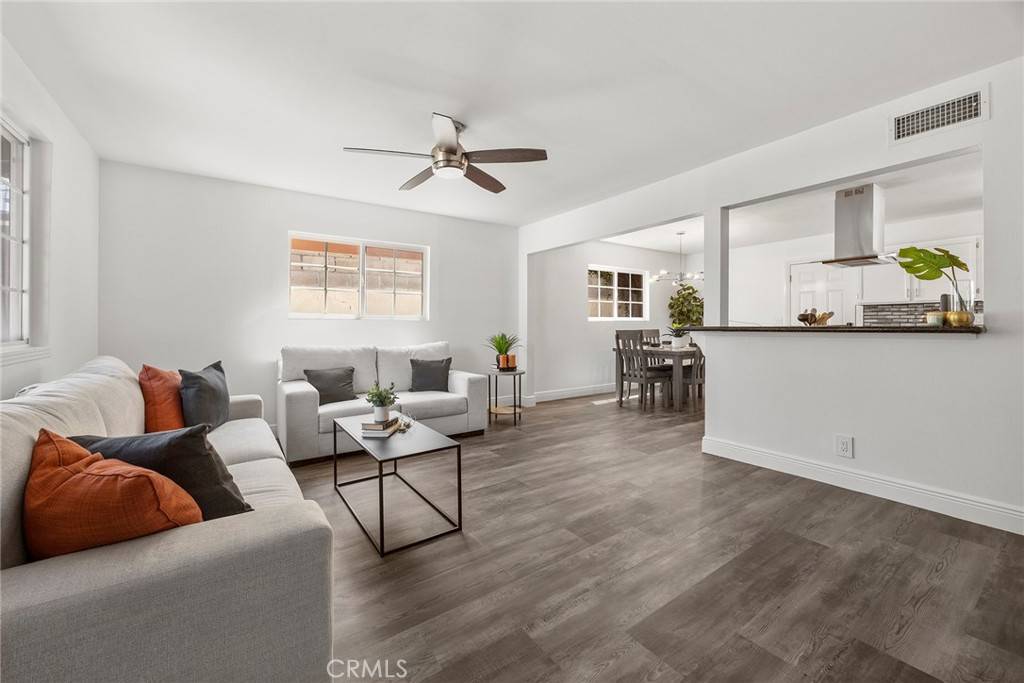Costa Mesa, CA 92627,2211 Avalon St