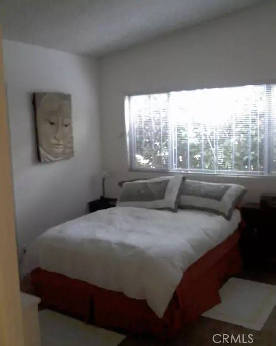 Van Nuys, CA 91406,6524 Petit AVE