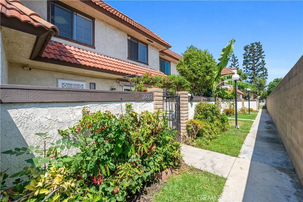 Garden Grove, CA 92843,10082 Lola LN #12