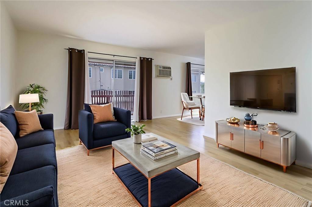 Culver City, CA 90232,3813 Huron AVE #4