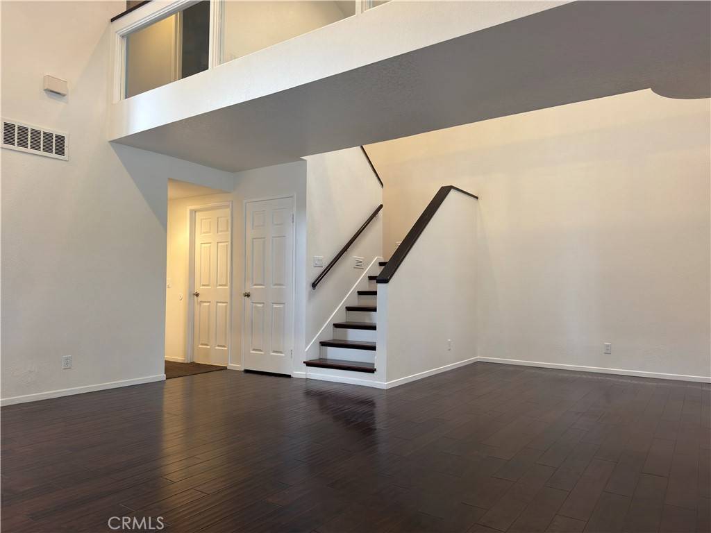 Laguna Niguel, CA 92677,29 Gullwing