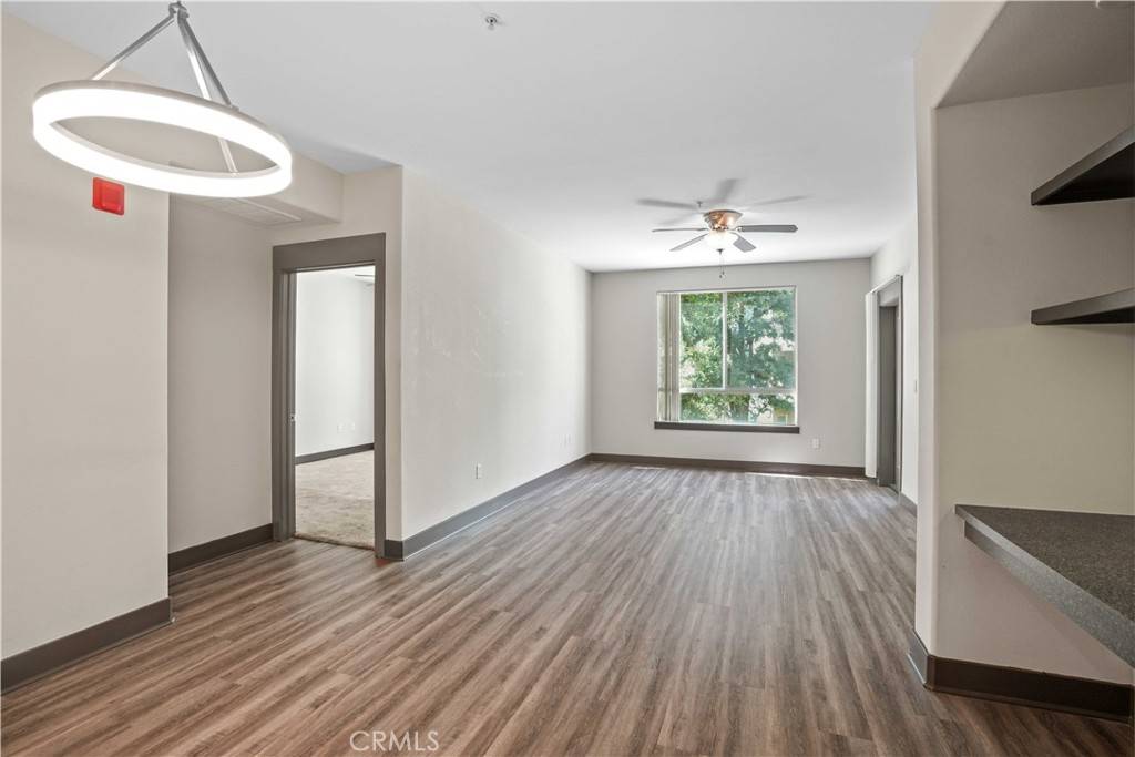 Valencia, CA 91355,24595 Town Center DR #3211