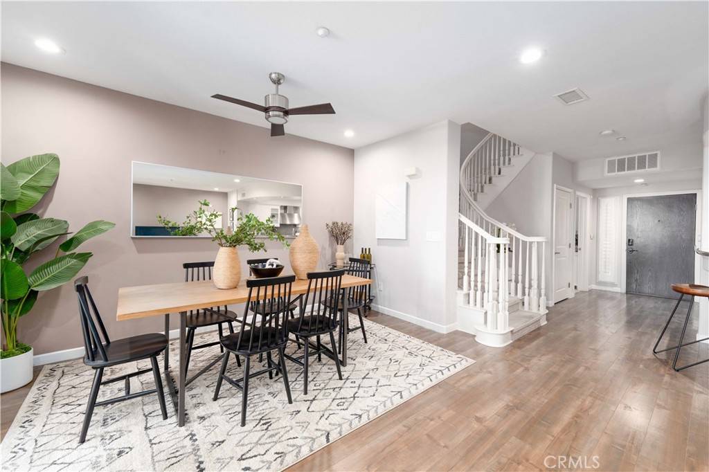 Playa Vista, CA 90094,13031 Villosa PL #117