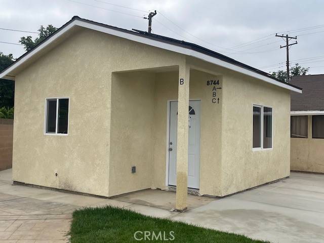 Buena Park, CA 90620,8744 Fillmore CIR