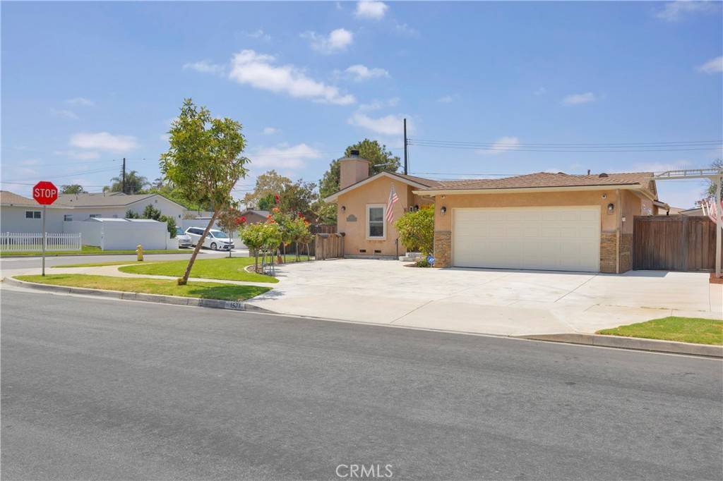 Anaheim, CA 92804,1521 S Dallas DR