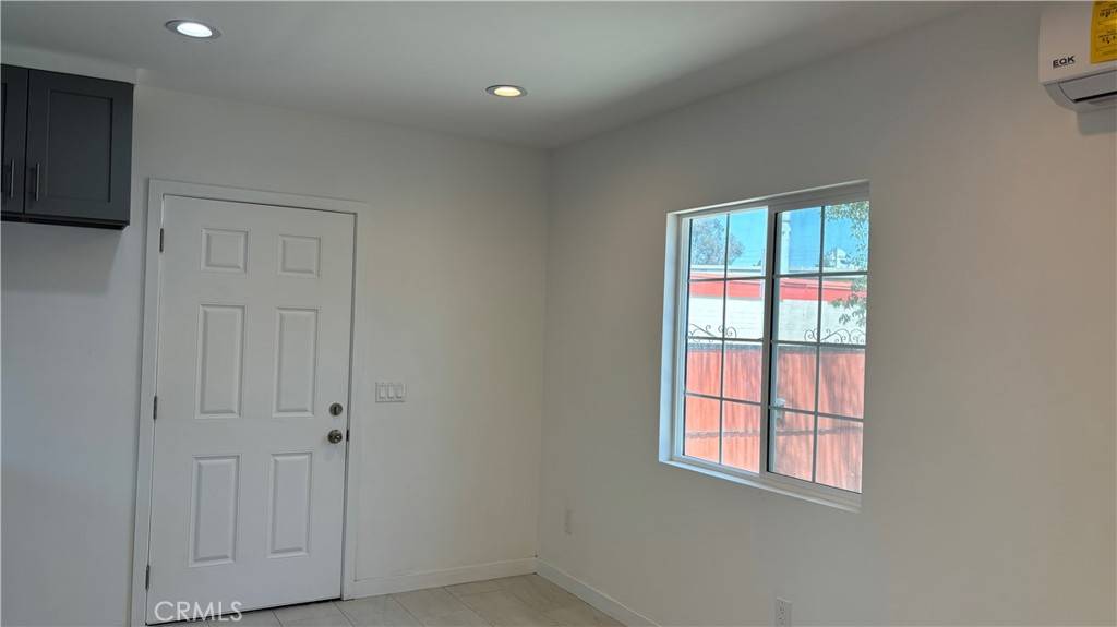 Whittier, CA 90601,2303 Holford ST