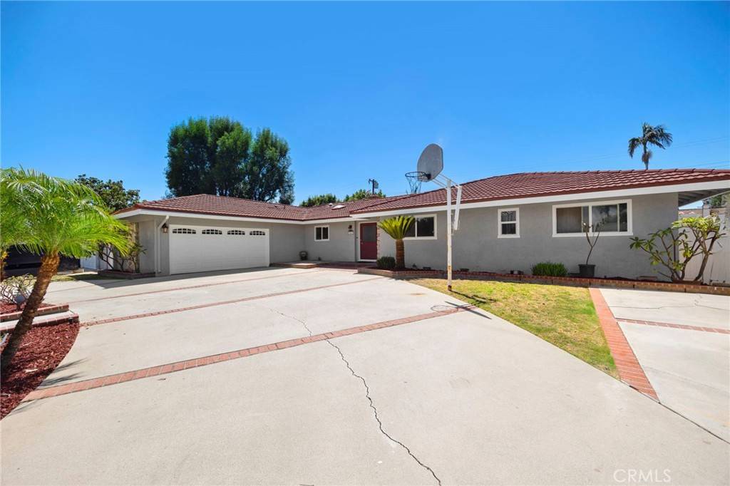 Fullerton, CA 92835,3401 Madonna DR