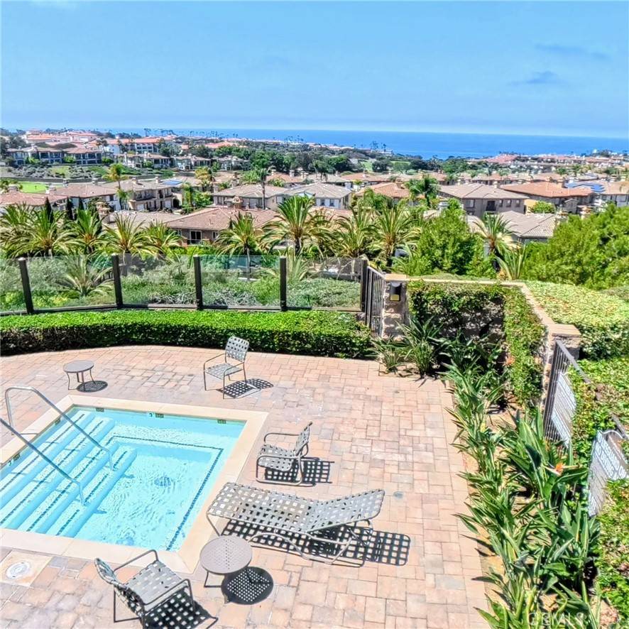 Dana Point, CA 92629,68 Corniche DR #B