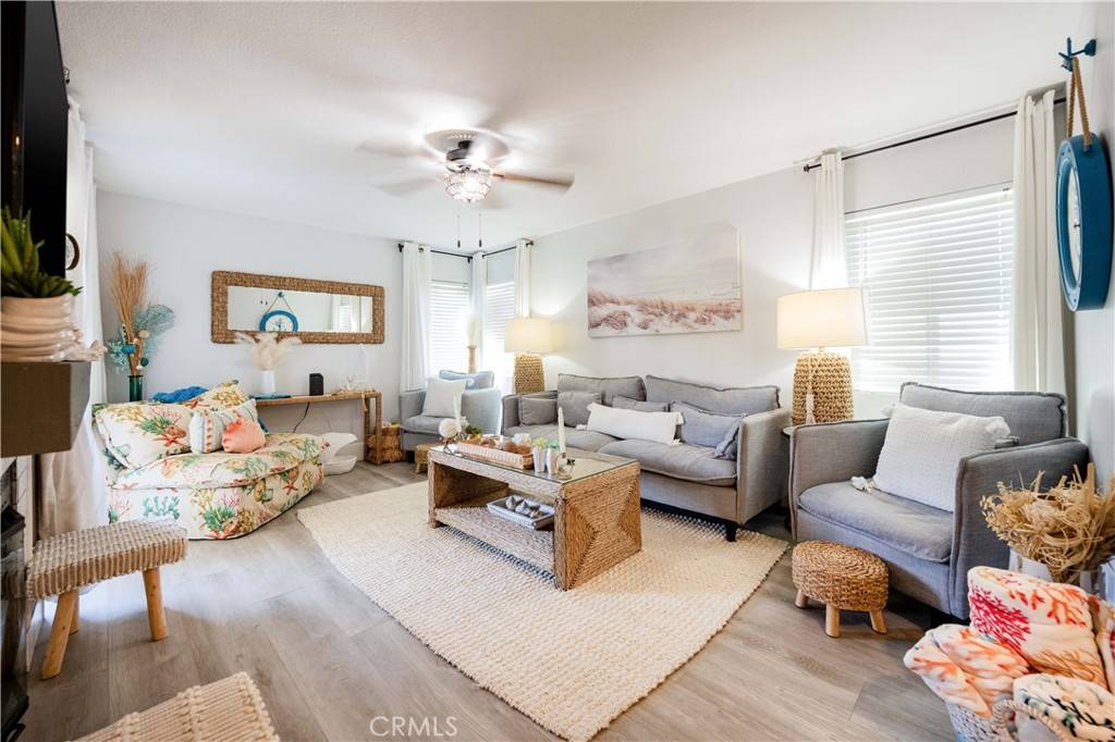 Dana Point, CA 92629,68 Corniche DR #B