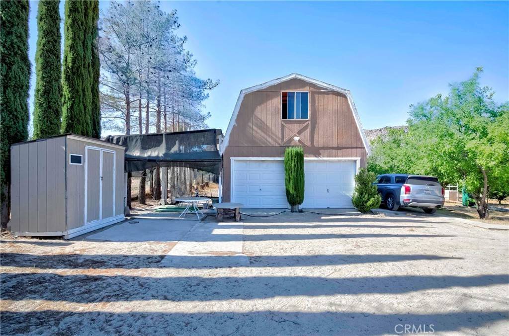 Phelan, CA 92371,5597 Hess RD