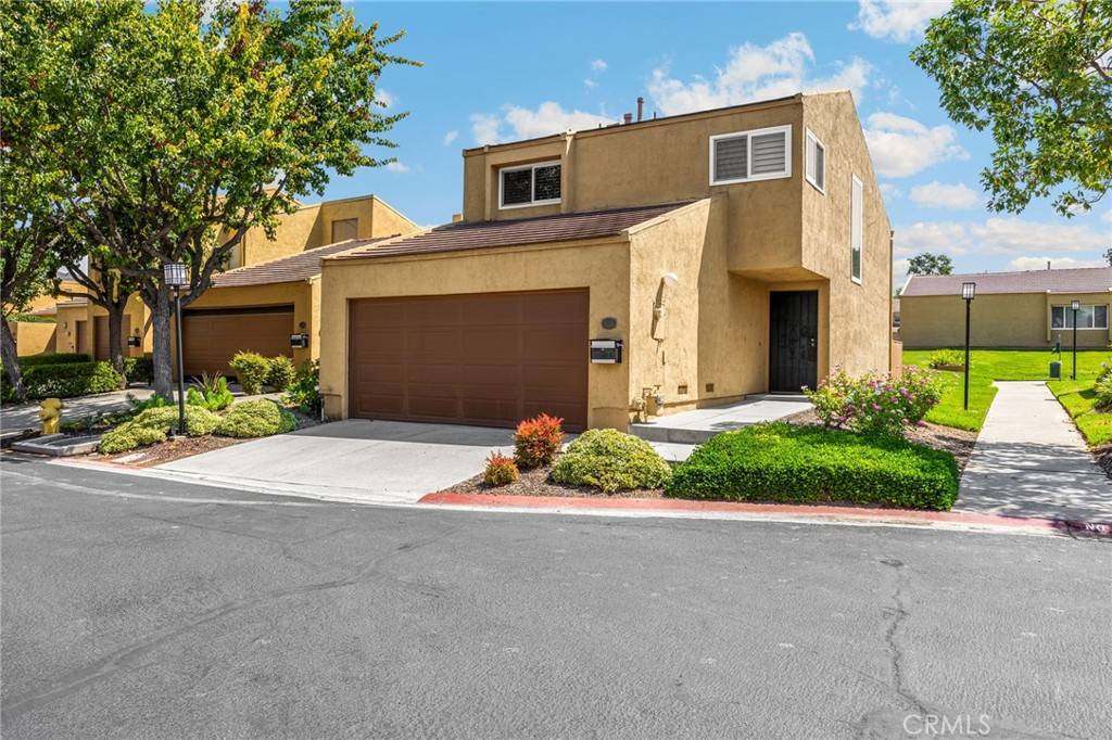 Yorba Linda, CA 92886,4768 Carmonita LN