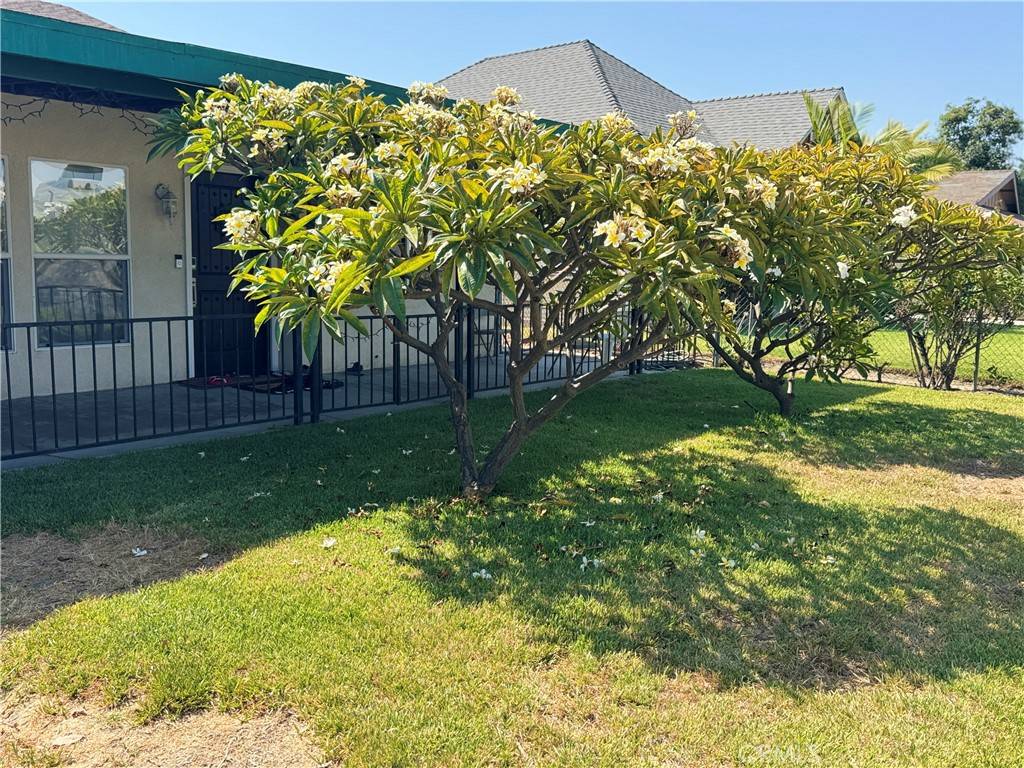 Santa Fe Springs, CA 90670,10449 Pioneer BLVD