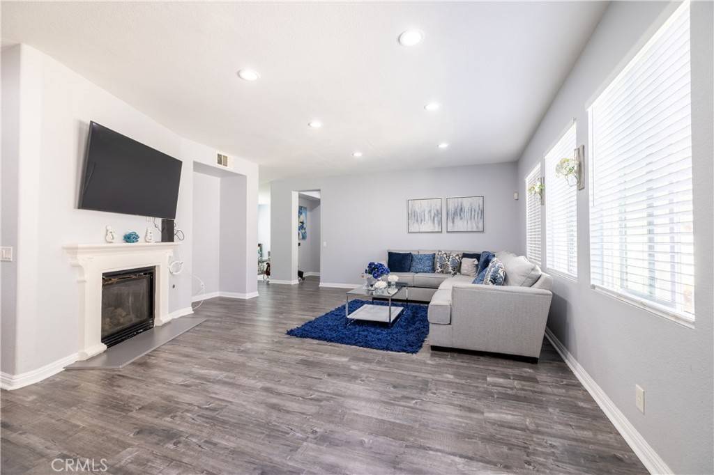 Corona, CA 92883,27859 Cirrus CIR