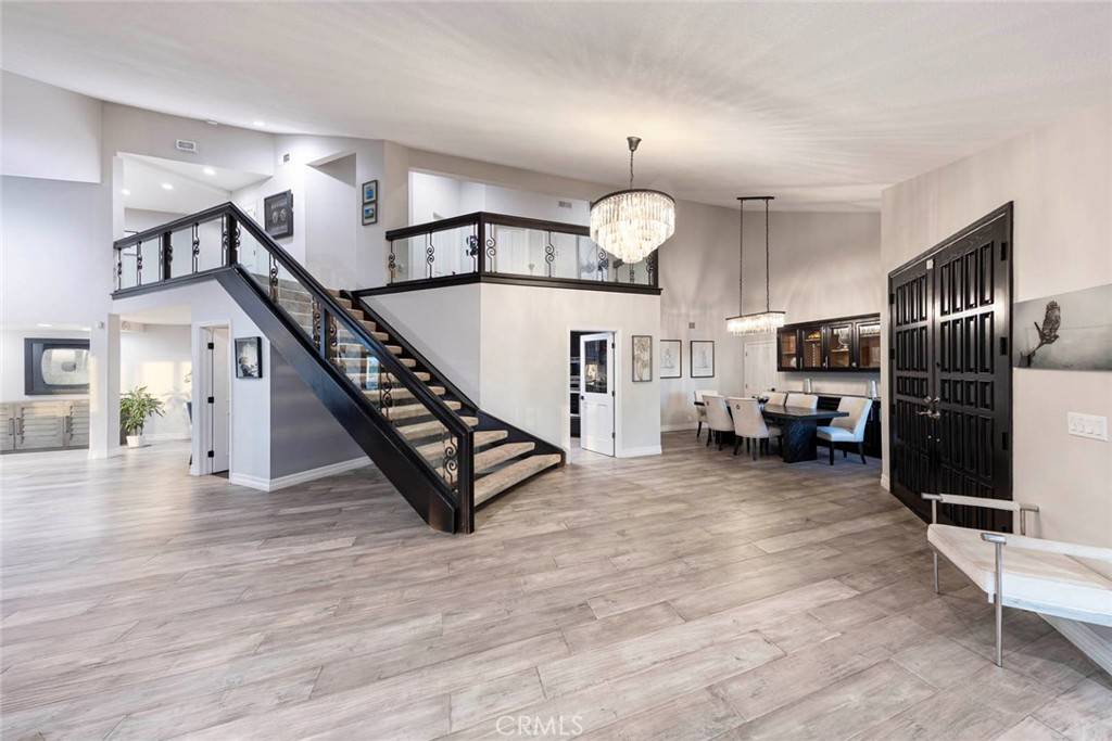 Anaheim Hills, CA 92808,220 S Owens DR