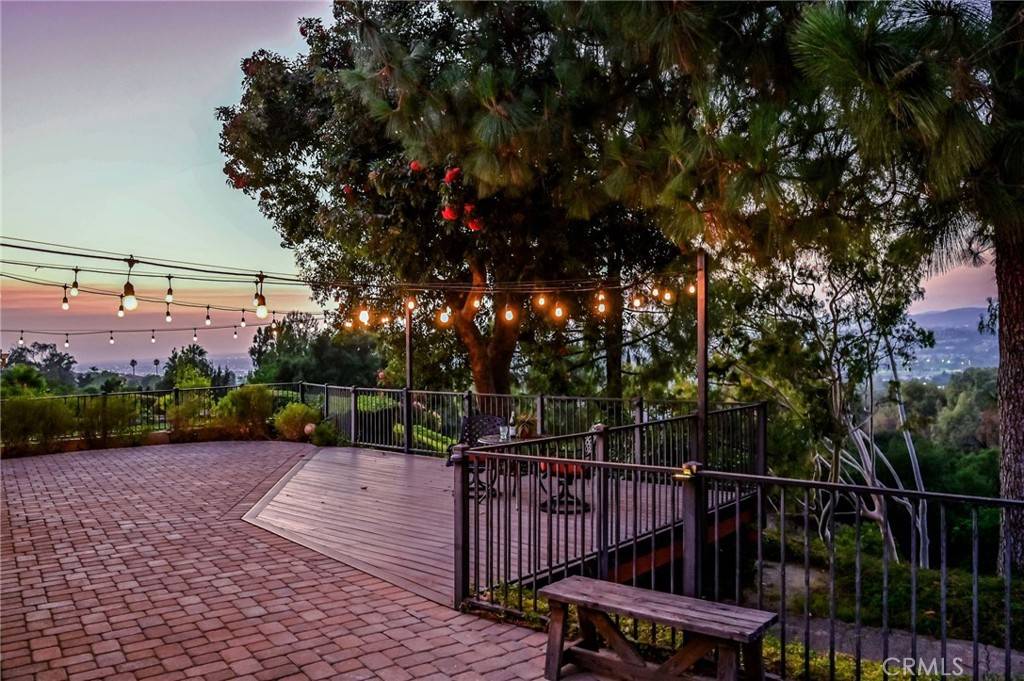 Anaheim Hills, CA 92807,6587 E VIA ARBOLES