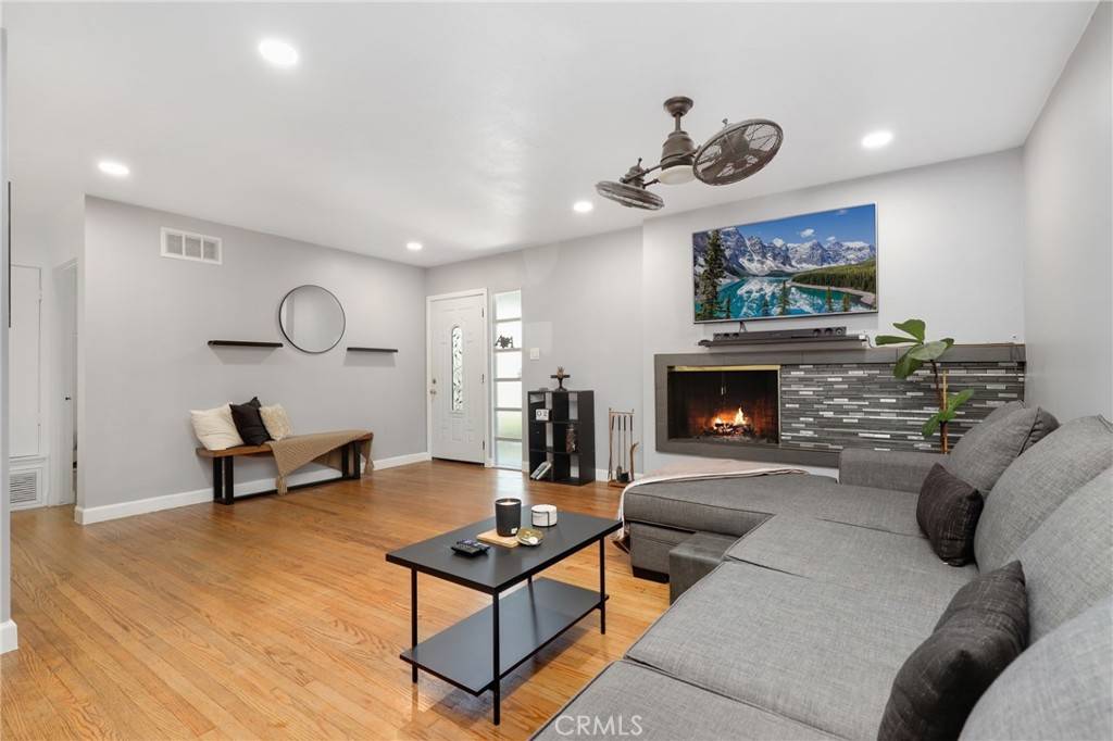 La Mirada, CA 90638,13708 El Espejo RD