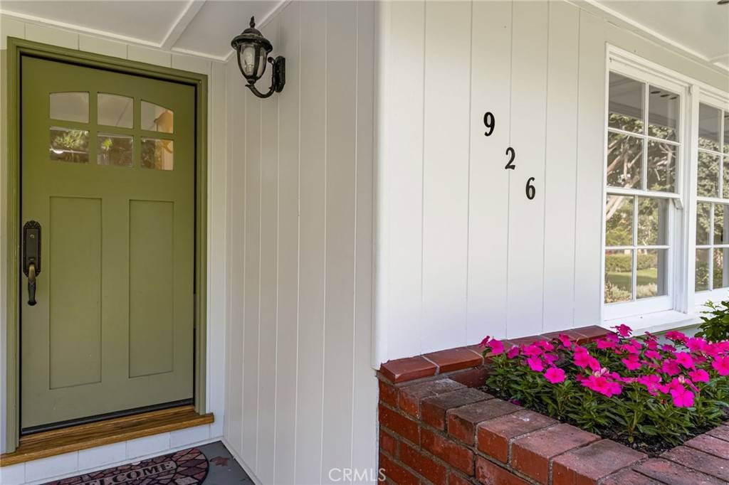 Fullerton, CA 92835,926 W. Valencia Mesa Drive