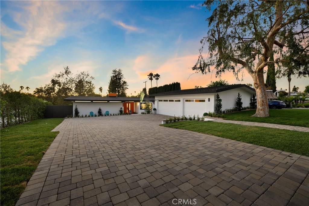Buena Park, CA 90621,5491 Rockledge DR