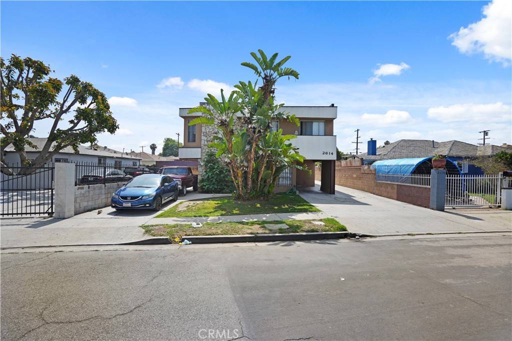 Los Angeles, CA 90034,2614 S Garth AVE